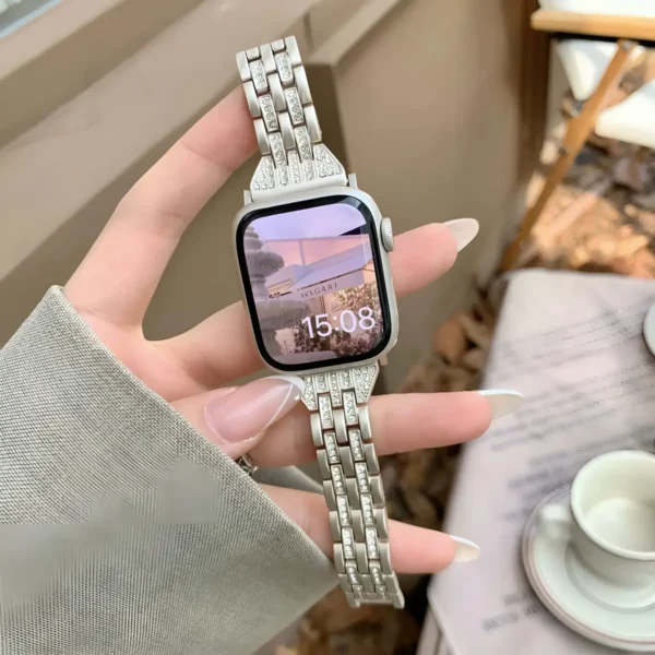Crystal Metal Serisi – Apple Watch Taşlı Çelik Kordon