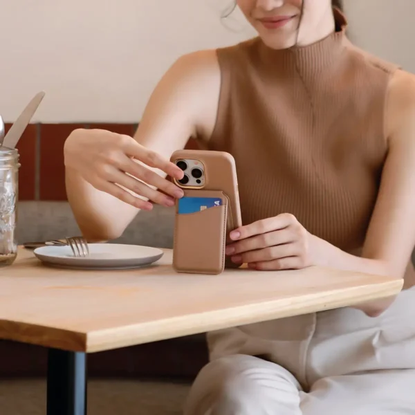 Esme iPhone Mıknatıslı Kartlık